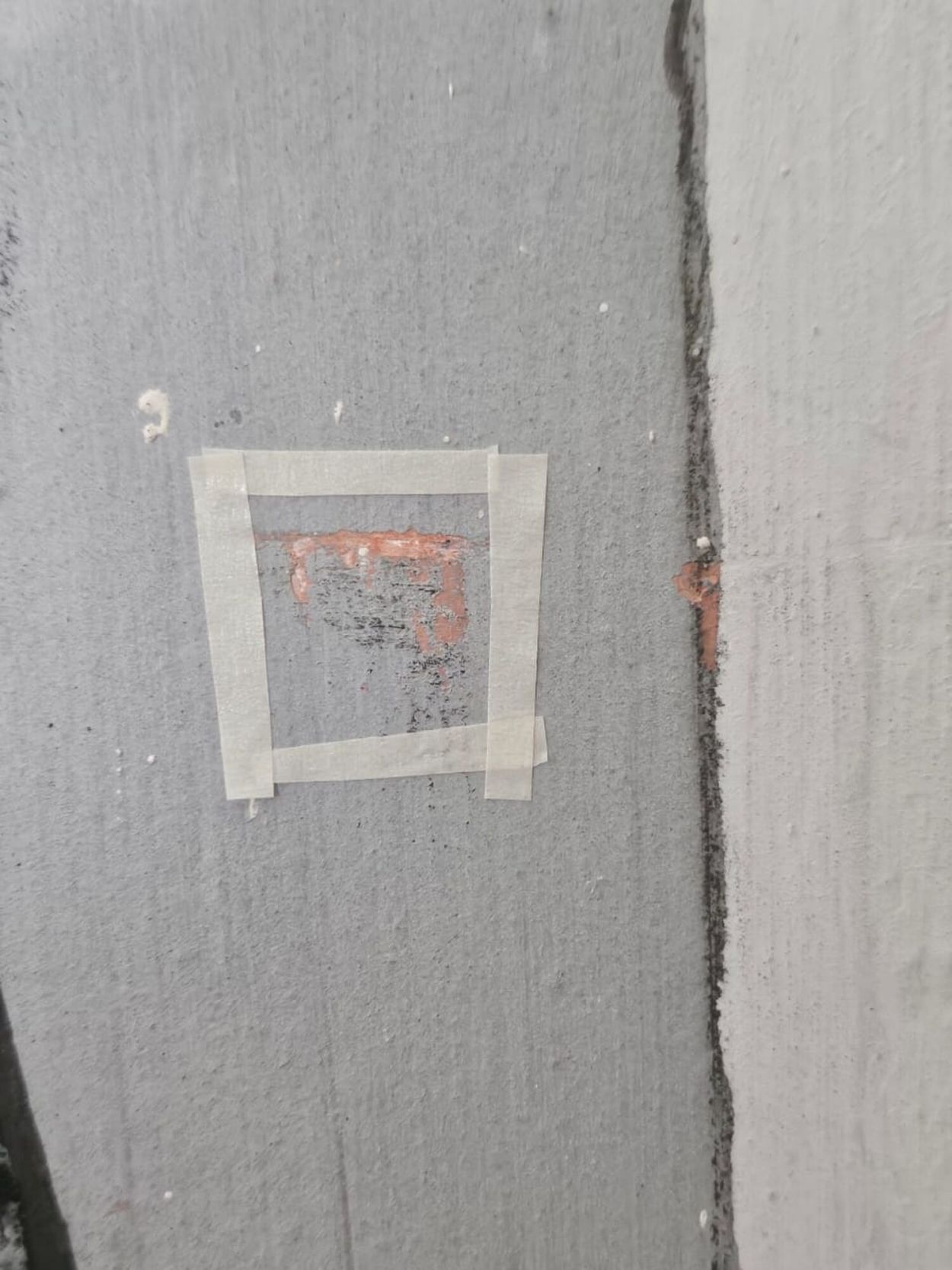 CON MIRAS A UNA NECESARIA RESTAURACIÓN. Cada detalle quedó determinado en el muro.
