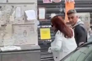 Se armó un revuelo en las redes por un video que muestra a Cristina Kirchner en la calle y sin custodia policial