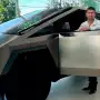 “Pequé de inocente”: el descargo de Manuel Quintar tras la polémica por su Tesla en el Congreso