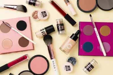MAZZ Make Up: la marca tucumana que transformó el maquillaje en una experiencia cercana y accesible