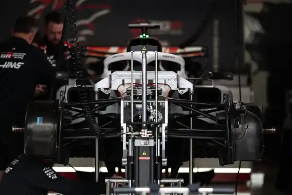 La Fórmula 1 planea otro cambio de motores para 2027 y crece la tensión entre los equipos