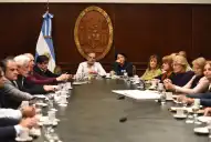 Cómo fue la última sesión de Pagani antes del fallo: respaldos y clima de continuidad en la UNT