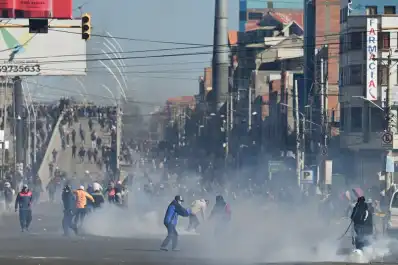 Violentos enfrentamientos en Bolivia: 47 detenidos y cinco heridos tras operativo para despejar rutas