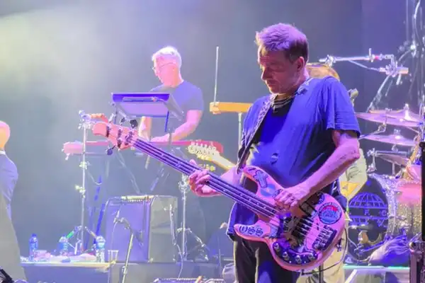 Los Fabulosos Cadillacs volvieron a Tucumán: una emotiva fiesta generacional arriba y abajo del escenario