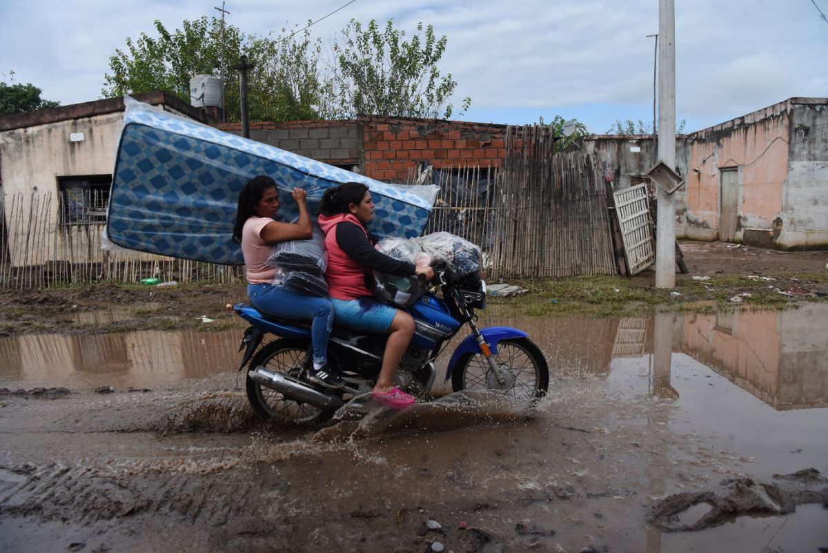 ASISTENCIA. Colchones nuevos para reemplazar los dañados -archivo año 2026-.