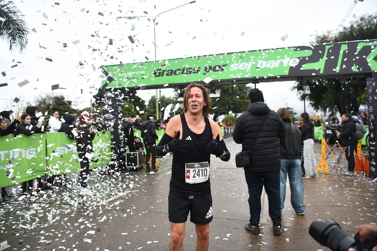 CONTENTO. Larry participó de los 21k Yerba Buena.