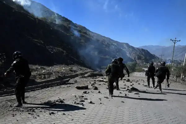 Siguen las protestas en Bolivia, pese a la presión del gobierno