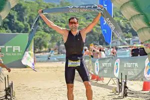 El tucumano que desafía al tiempo: Alejandro Bulacio brilló en el Xterra de Brasil y apunta al Mundial