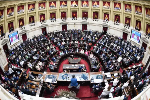 Batalla doble en Diputados: oficialismo y oposición se miden por el quórum