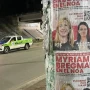 Dos hombres fueron demorados por pegar carteles de Myriam Bregman en la vía pública