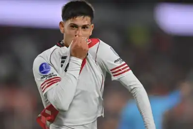 River reaccionó en el final y quedó a un paso de los octavos de final de la Sudamericana