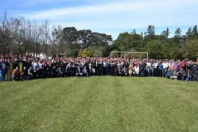 Dimes y diretes de la política: Jaldo reunió al PJ y Catalán repudió al justicialismo por un incidente