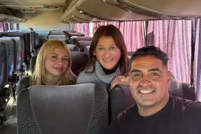 El drama de la familia de Leonel Vega: el ómnibus se rompió y temen no llegar al duelo entre Atlético y Talleres