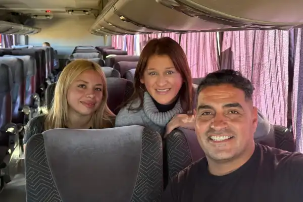 El drama de la familia de Leonel Vega: el ómnibus se rompió y temen no llegar al duelo entre Atlético y Talleres