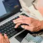 Préstamos para jubilados y pensionados: cómo solicitar hasta $50.000.000 de manera online