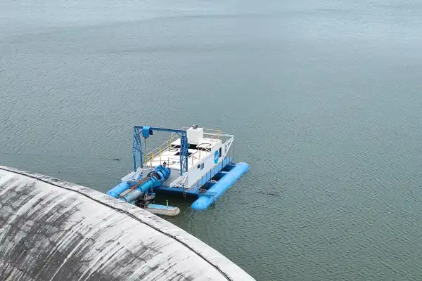 La SAT incorporó una bomba de repuesto para la balsa La Niña