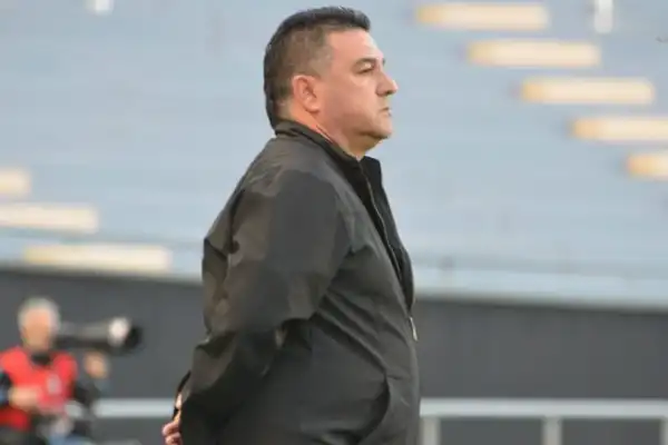 La repudiable frase de un ex entrenador de Huracán que generó indignación