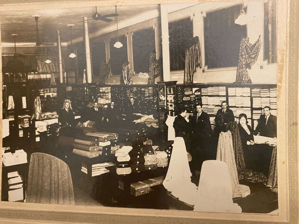 Recuerdos fotográficos: los 101 años de la tienda La Chicago
