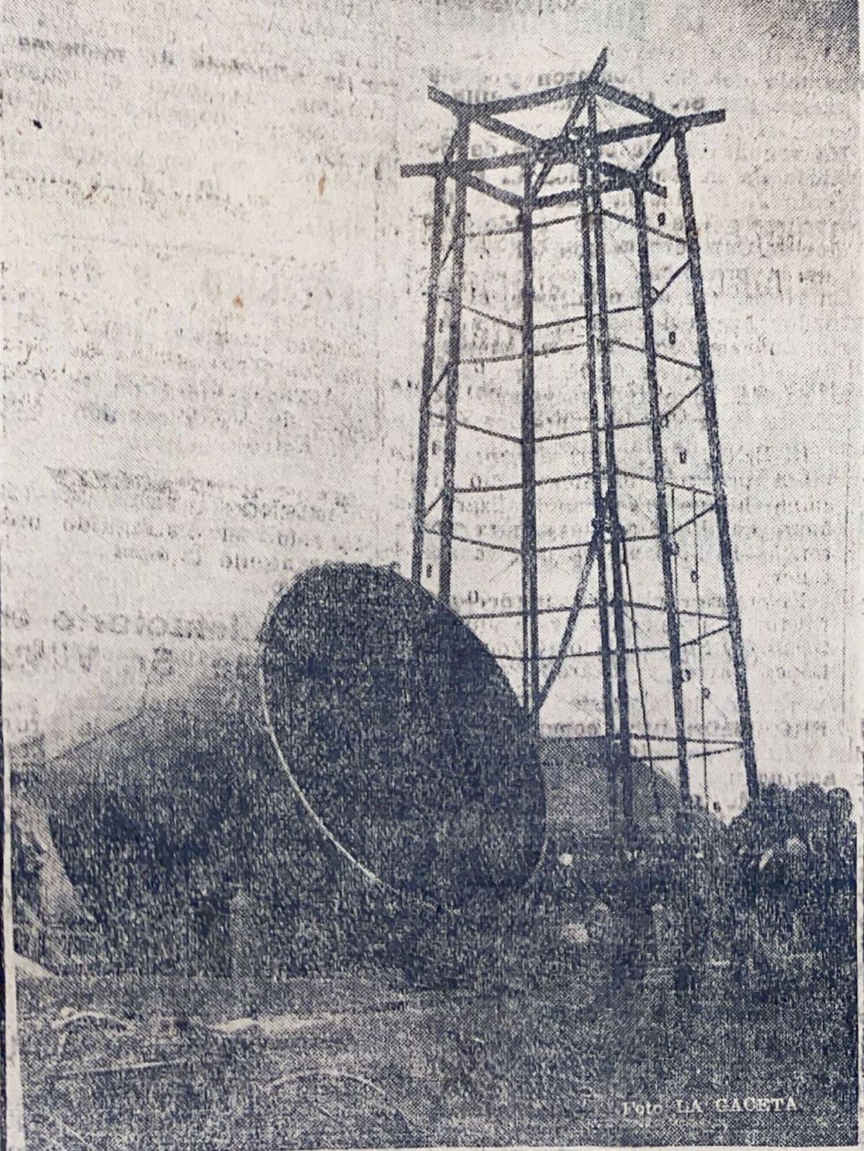 Recuerdos fotográficos: 1927. Trágica caída del tanque del parque 9 de Julio