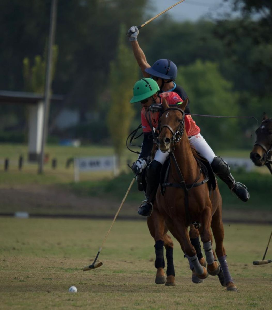COMPETENCIA. En Tapia, Lucas Torales forma parte del equipo Brillante.