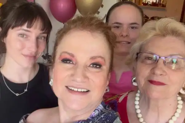 Cumpleaños en Madrid y regalo especial: así celebró Lucía Galán sus 65 años