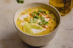 Sopa de choclo casera: la receta fácil y cremosa ideal para los días fríos