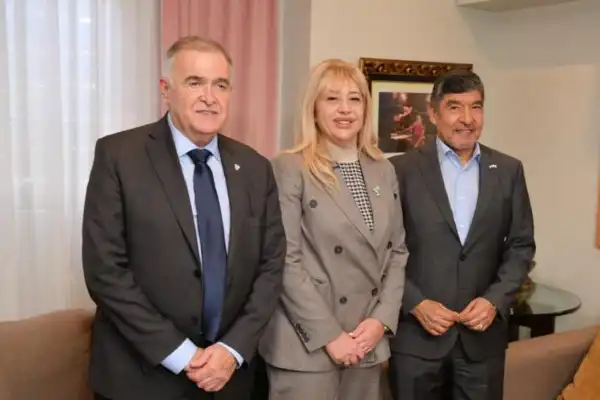 Jaldo y Chahla se reunieron para afianzar el trabajo articulado entre Provincia y Municipio en transporte, agua y cloacas