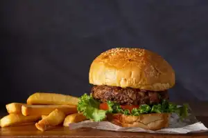 Día de la Hamburguesa: por qué se celebra el 28 de mayo y cuatro recetas fáciles para hacer en casa