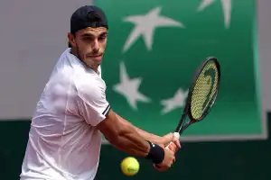 Francisco Cerúndolo cayó ante Svajda y se despidió de Roland Garros 2026
