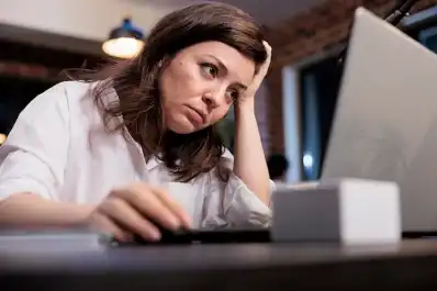 ¿Puede una economía crecer si nadie tiene tiempo para descansar?