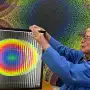 París despide a Julio Le Parc, el artista argentino que transformó la relación entre el arte, la luz y el espectador