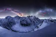 Desafió temperaturas de -28°C y logró una imagen única de la Vía Láctea que terminó destacada por la NASA