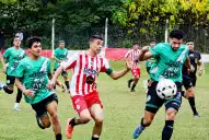 Polémico final en Santa Ana: gol en el minuto 95, agresión y reclamo de Graneros
