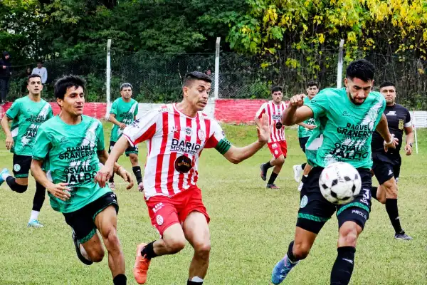 Polémico final en Santa Ana: gol en el minuto 95, agresión y reclamo de Graneros