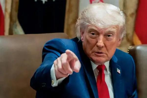 Donald Trump afirmó que Irán no acepta un acuerdo porque es fuerte y orgulloso