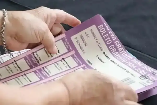 Boleto gratuito para jubilados en Tucumán: cronograma de entrega, requisitos y vacunación