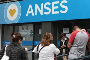 Anses: quiénes cobran este jueves 18 de junio con aumento, bono y aguinaldo