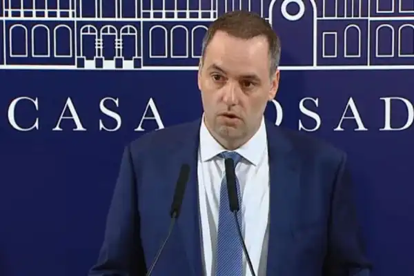 Causa por enriquecimiento ilícito: el fiscal Federal pidió con urgencia las declaraciones juradas rectificadas de Adorni