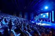 El debate entre medios y plataformas de IA