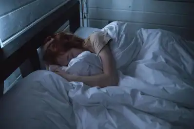 Que dice la ciencia de dormir mal y recuperar el fin de semana