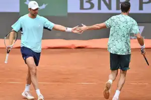 El tenis argentino celebra: Zeballos volvió a meterse en la final de Roland Garros