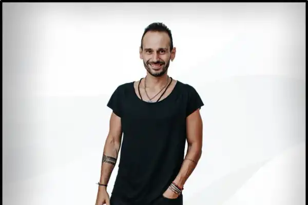 Recital: Matías de la Rosa comparte “Los discos de mi casa”