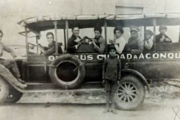 Recuerdos fotográficos: 1930. El ómnibus derrotó completamente al tranvía rural