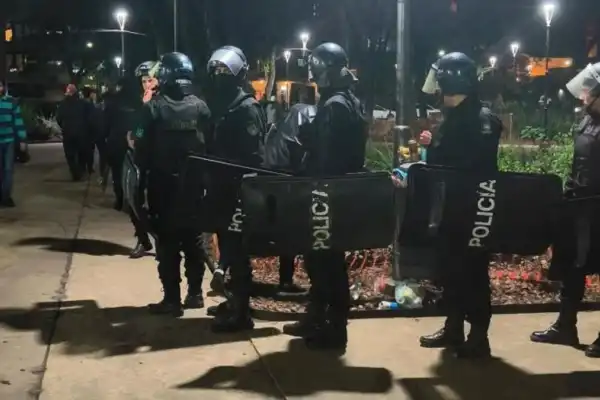 “Me rompieron la cabeza”: habló el último detenido tras el operativo policial en la despedida al Indio Solari en Tucumán