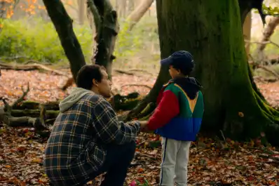 La brutal historia real que inspiró El testigo, la nueva miniserie de Netflix