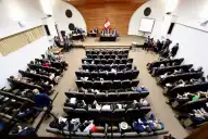 La trituradora de presidentes: ¿Podrá el nuevo gobierno de Perú sobrevivir a un Congreso bicameral?