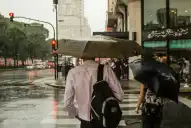 Excesos de lluvia y frío en el país: qué zonas esperan precipitaciones por encima de lo normal