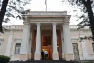 El Gobierno acerca una oferta salarial y comienza a cumplir la Ley de Financiamiento Universitario
