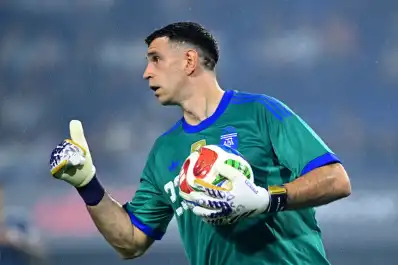 Dibu Martínez, en la mira de Juventus para la próxima temporada