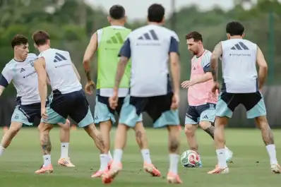 Selección argentina: Scaloni recupera a tres jugadores clave antes del debut en el Mundial